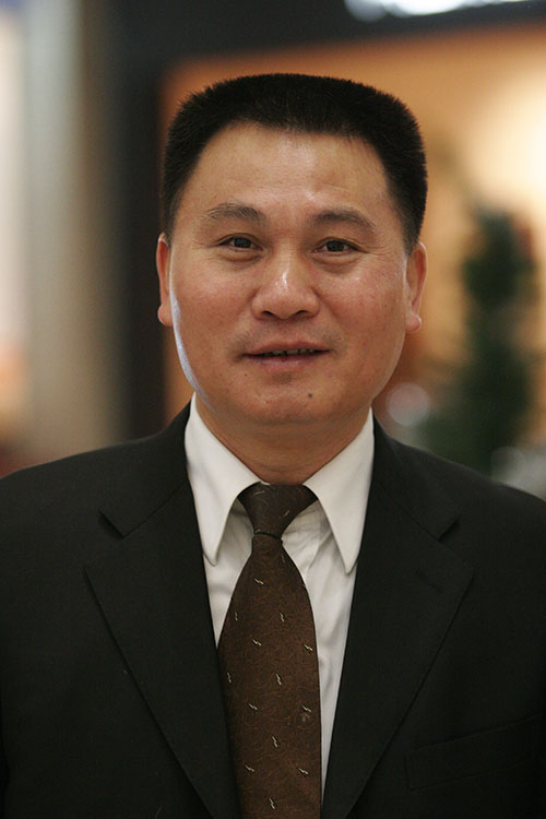 董事長照片.jpg